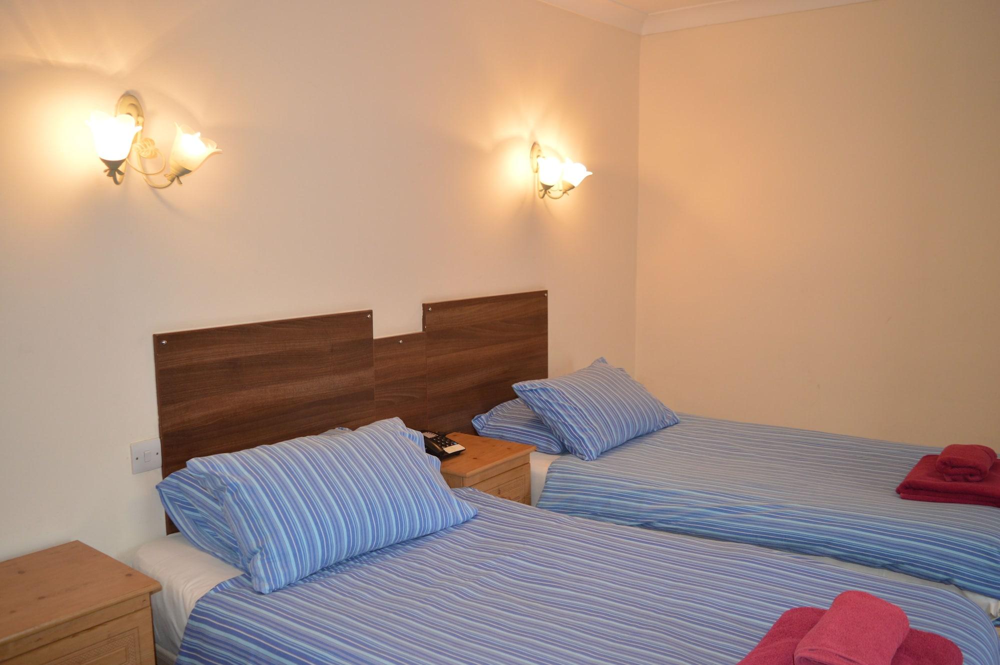 Globe Hotel Κόλτσεστερ Εξωτερικό φωτογραφία