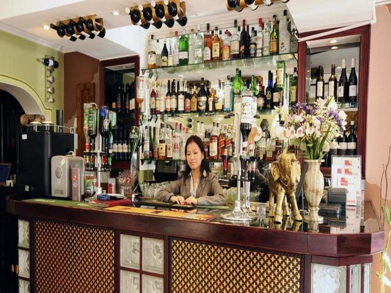 Globe Hotel Κόλτσεστερ Εξωτερικό φωτογραφία
